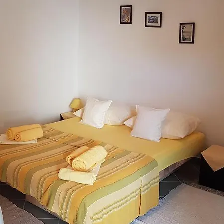 Appartamento Dani 5 *